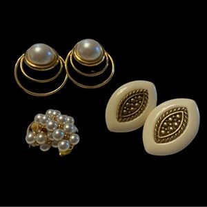 Vintage gold tone earrings, lot of 3